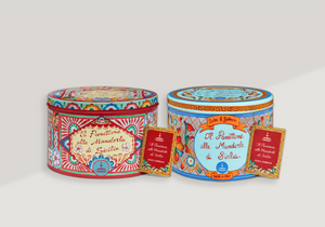 Panettone D&G con almendras sicilianas y uva pasa aromatizada con vino dulce perpetuo “Vecchio Samperi” cubierto con perlas de azúcar crujiente y almendras sicilianas.